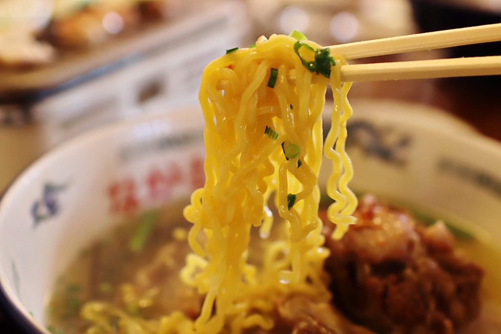 塩牛テールラーメン